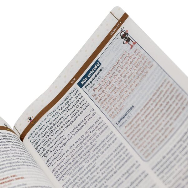BIBLIA INF SMILINGUIDO EXPLICADA P/CRIANCAS FEMINI - Imagem 5