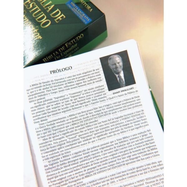 Bíblia de Estudo do Expositor Capa Couro bonded Preta - Image 4