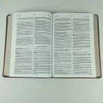 Bíblia Bilíngue - Português/Inglês - ACF/KJV - Couro-soft marrom - Leitura Perfeita - Image 2