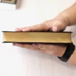 Bíblia Judaica Completa | Letra Normal | Capa Luxo Preta - Imagem 3